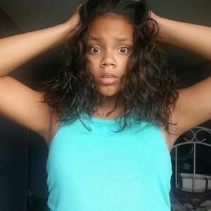 Meet your Posher, Selena